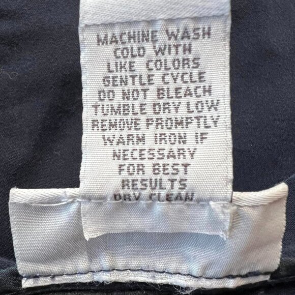 Size 18 Avenue Stretch Black Capris - Picture 6 of 10